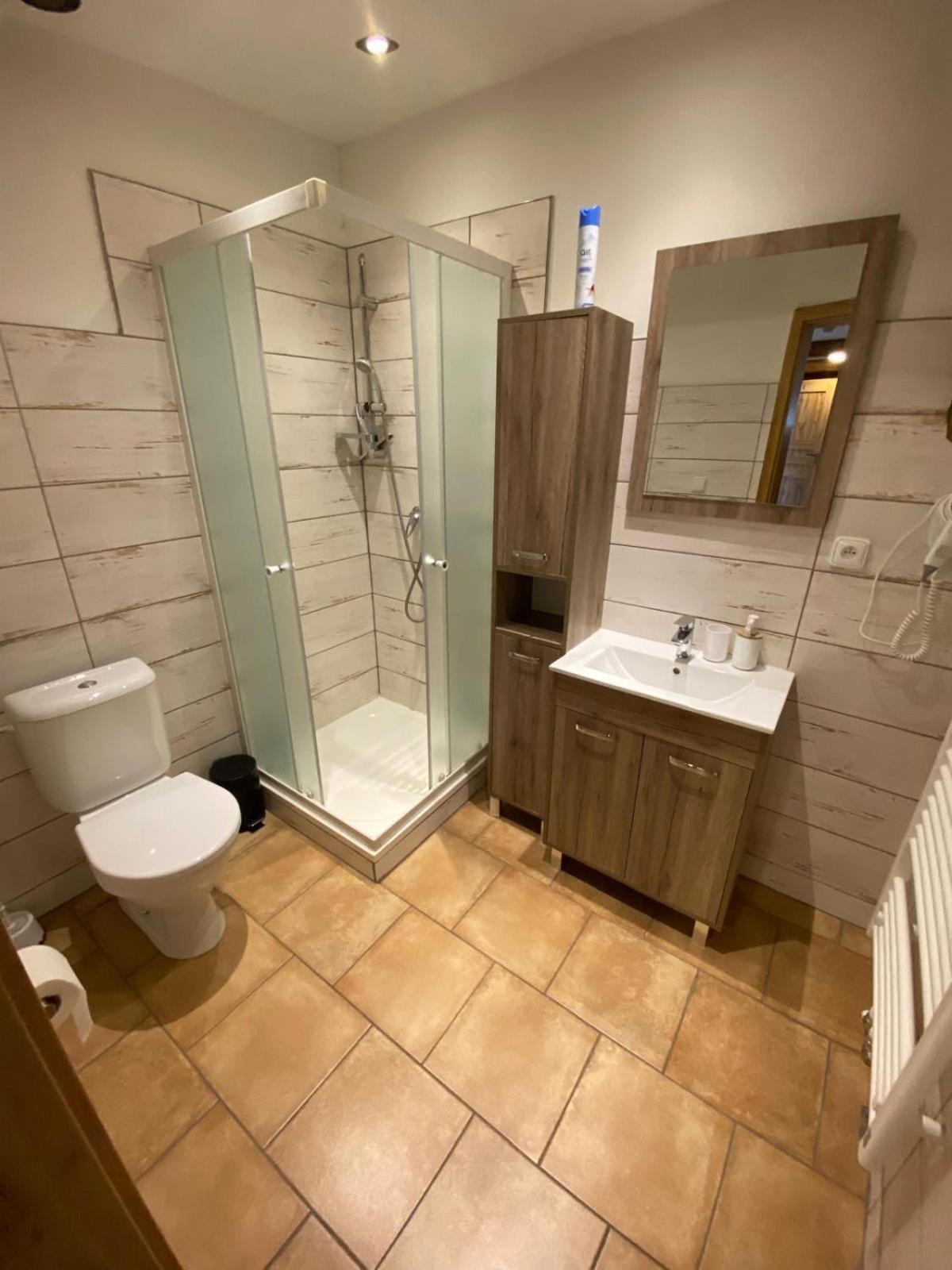 Apartman Na Statku Červený Kostelec Exteriör bild
